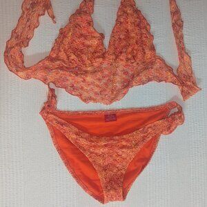 HOT KISS Macramé Halter Bikini Size Large